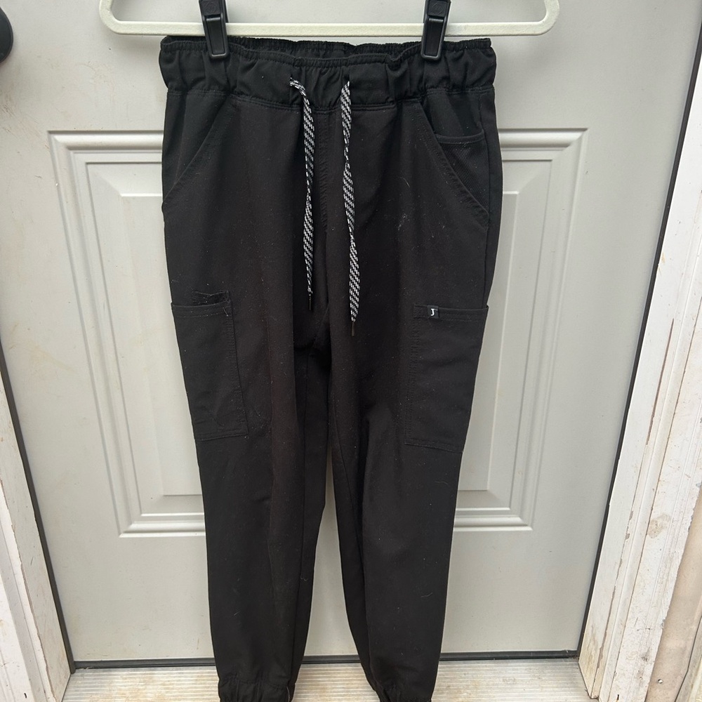 Jaanuu black essential 5 pocket jogger scrub pants size XSP